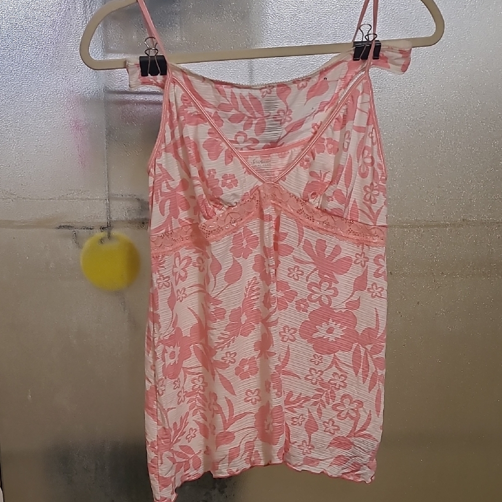 Secret Treasures Pink and White Patterned Top